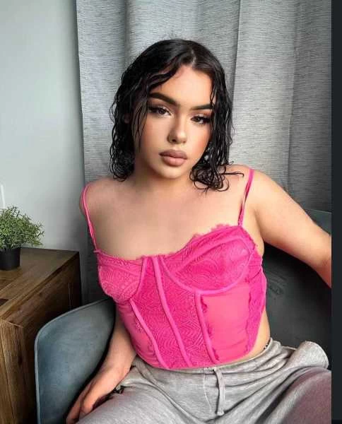 Photo 4 of Maya Trans